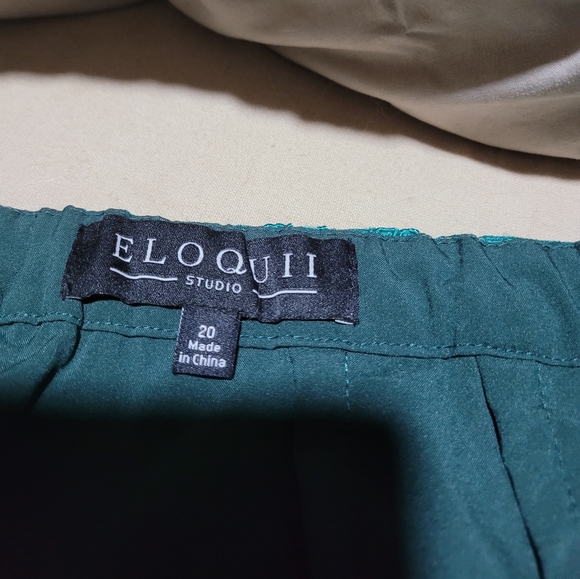 Eloqui Lace Skirt - Picture 2 of 2